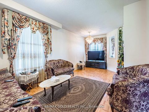 Photo 6 at 17 Mourning Dove Crescent, Malvern, Toronto