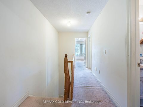 Photo 17 at 17 Mourning Dove Crescent, Malvern, Toronto