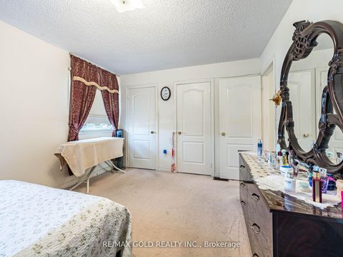 Photo 19 at 17 Mourning Dove Crescent, Malvern, Toronto