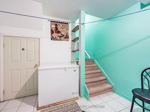 Photo 31 at 17 Mourning Dove Crescent, Malvern, Toronto