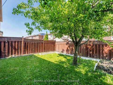 Photo 39 at 17 Mourning Dove Crescent, Malvern, Toronto