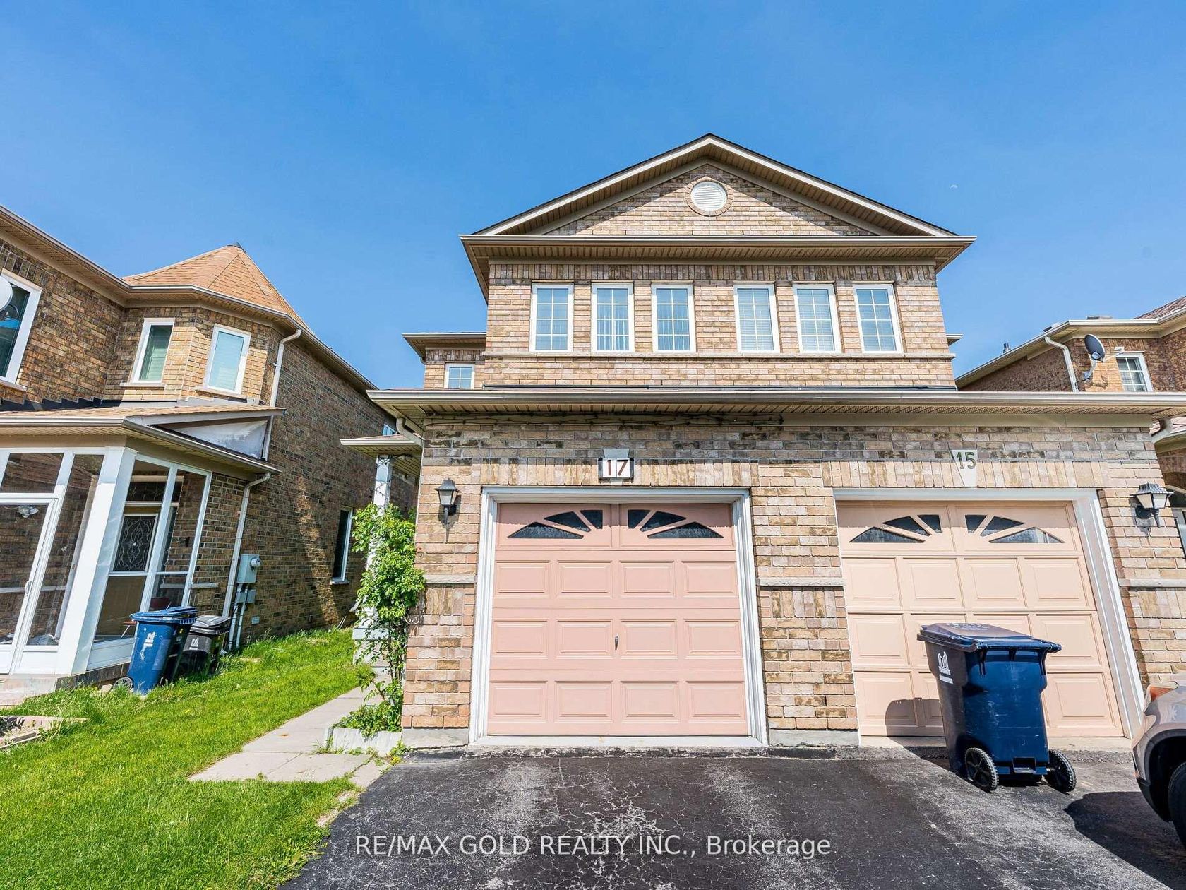 17 Mourning Dove Crescent, Malvern, Toronto 