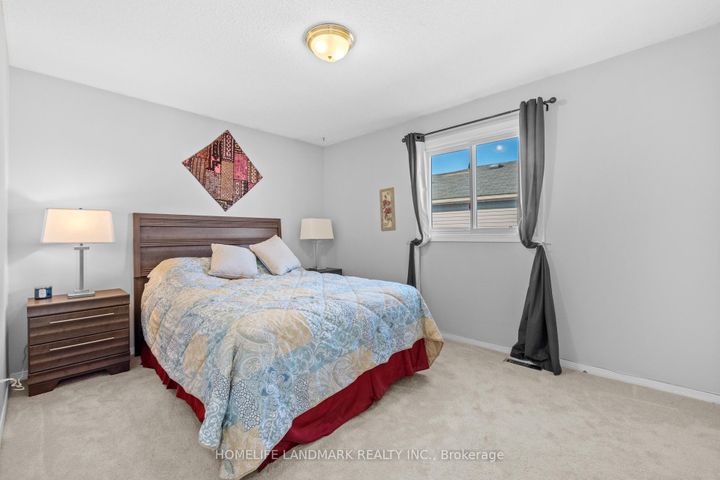 Photo 10 at 1544 Kirkrow Crescent, East Credit, Mississauga