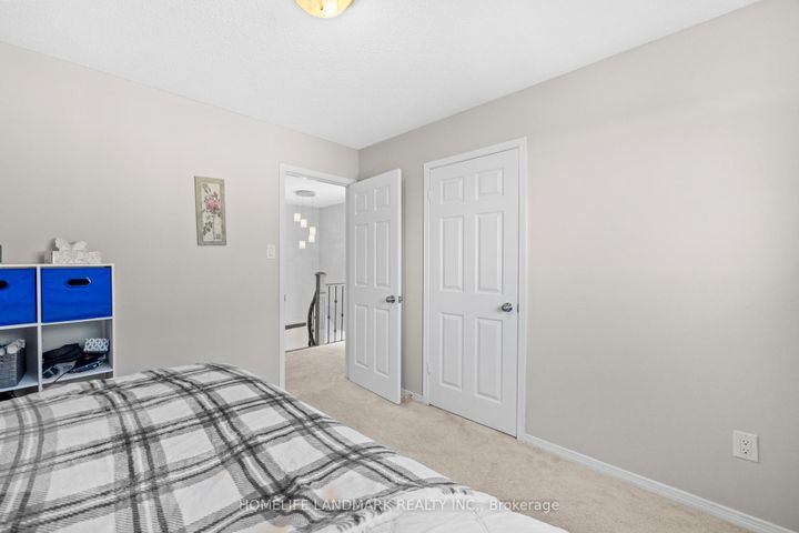 Photo 13 at 1544 Kirkrow Crescent, East Credit, Mississauga