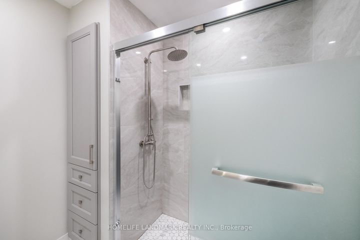 Photo 17 at 1544 Kirkrow Crescent, East Credit, Mississauga