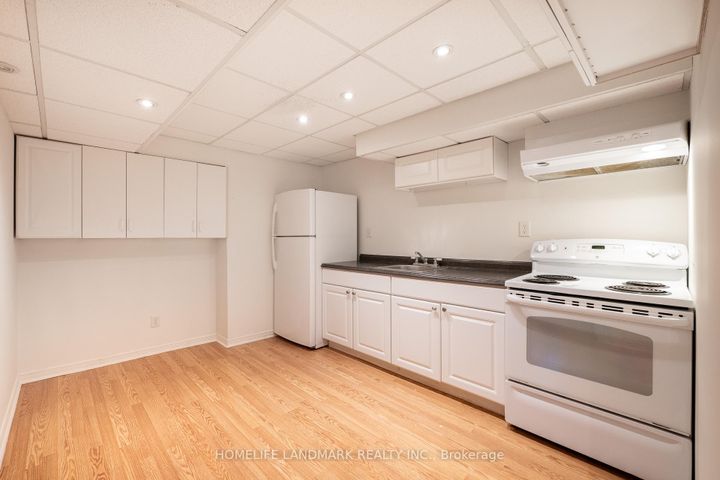 Photo 21 at 1544 Kirkrow Crescent, East Credit, Mississauga