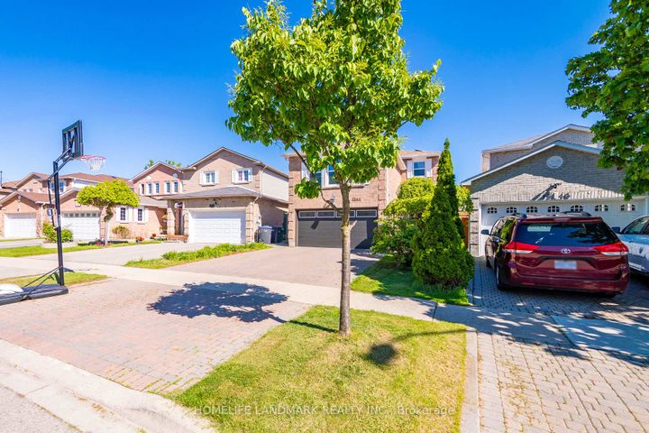 Photo 30 at 1544 Kirkrow Crescent, East Credit, Mississauga
