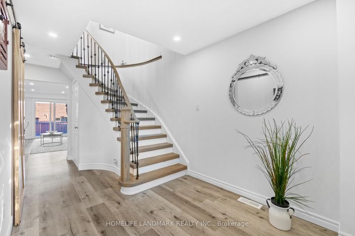 Photo 31 at 1544 Kirkrow Crescent, East Credit, Mississauga