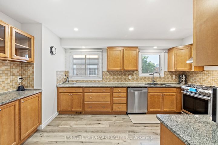 Photo 40 at 1544 Kirkrow Crescent, East Credit, Mississauga