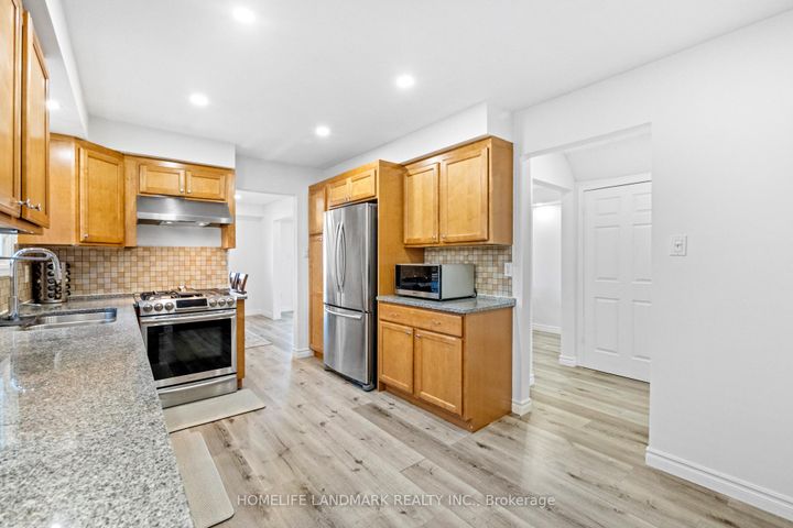 Photo 42 at 1544 Kirkrow Crescent, East Credit, Mississauga