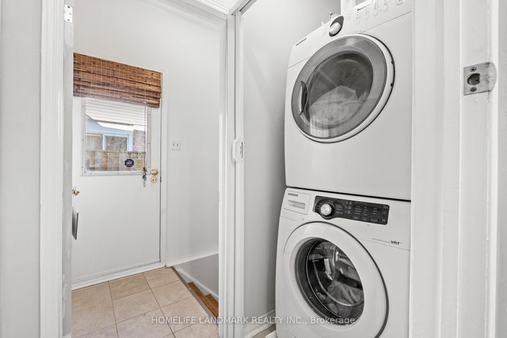 Photo 48 at 1544 Kirkrow Crescent, East Credit, Mississauga