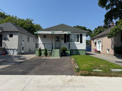 Photo 1 at 8 Culnan Avenue, City Centre West, Toronto
