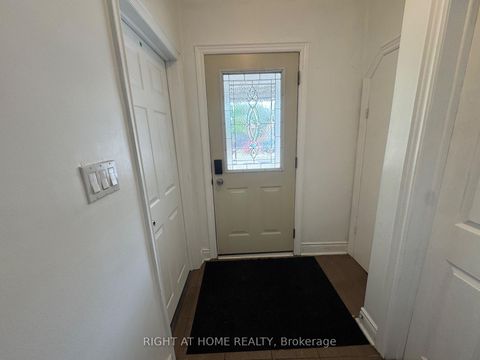 Photo 5 at 8 Culnan Avenue, City Centre West, Toronto