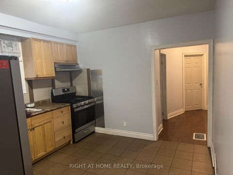 Photo 7 at 8 Culnan Avenue, City Centre West, Toronto