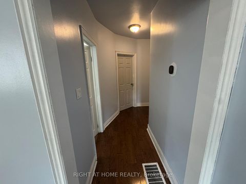 Photo 9 at 8 Culnan Avenue, City Centre West, Toronto