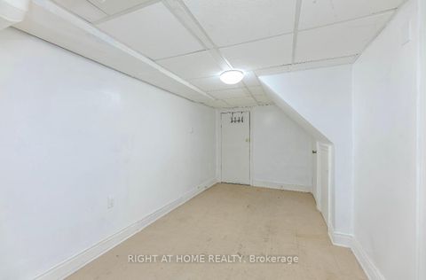 Photo 27 at 8 Culnan Avenue, City Centre West, Toronto