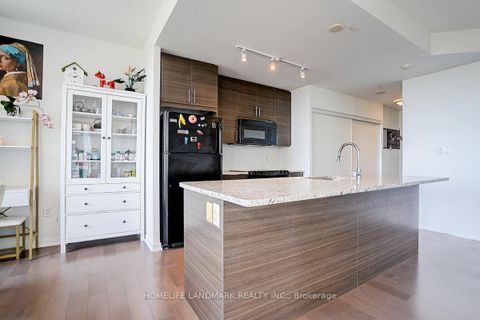 Photo 11 at 1006 - 70 Forest Manor Road, Henry Farm, Toronto