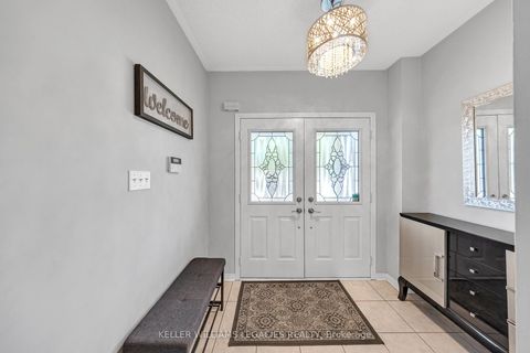 Photo 2 at 11 Neuchatel Avenue, Vellore Village, Vaughan