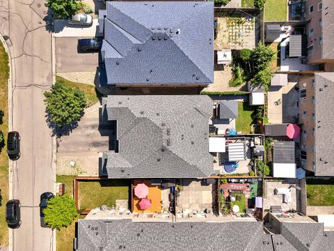 Photo 46 at 11 Neuchatel Avenue, Vellore Village, Vaughan