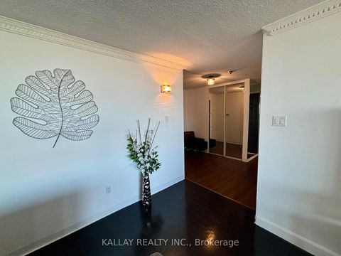 Photo 9 at 1505 - 7300 Yonge Street, Yorkhill, Vaughan