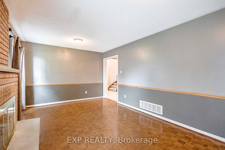 Photo 10 at 2138 The Chase, Central Erin Mills, Mississauga