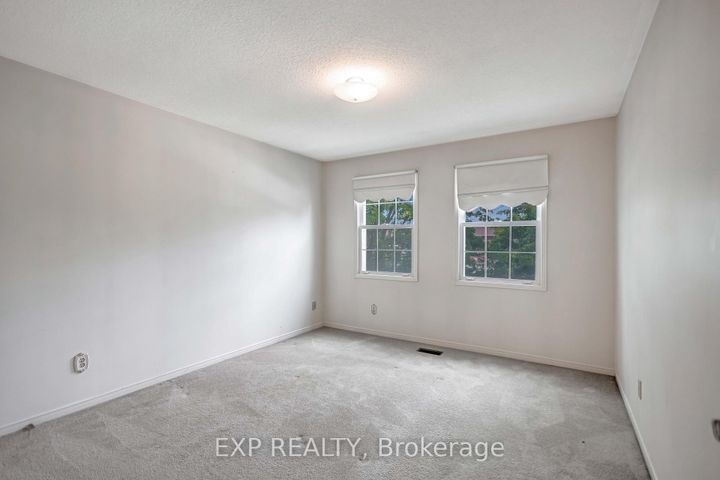 Photo 25 at 2138 The Chase, Central Erin Mills, Mississauga