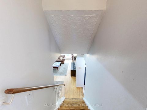 Photo 20 at 94 Billington Crescent, Donalda, Toronto