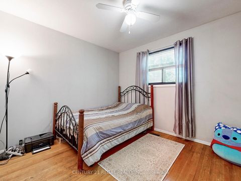 Photo 21 at 94 Billington Crescent, Donalda, Toronto