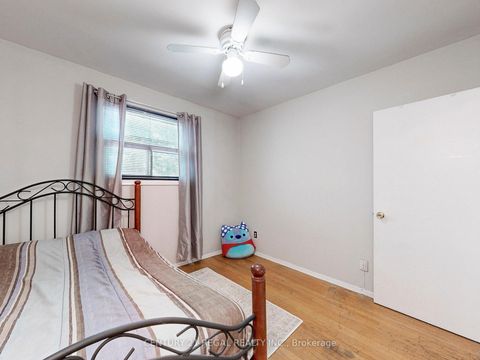Photo 22 at 94 Billington Crescent, Donalda, Toronto