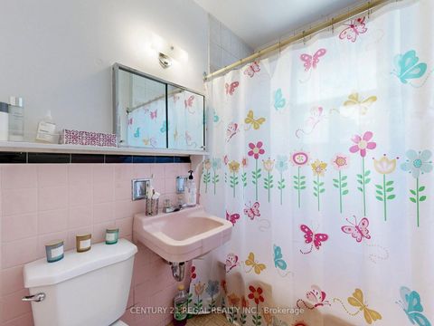 Photo 27 at 94 Billington Crescent, Donalda, Toronto