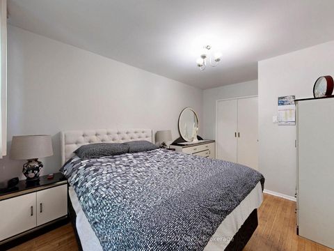 Photo 32 at 94 Billington Crescent, Donalda, Toronto