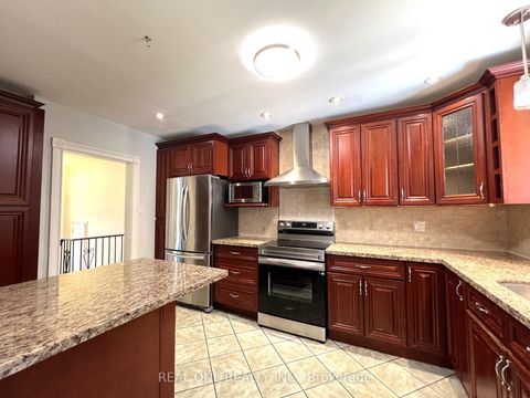 Photo 6 at 462 Willis Drive, WO West, Oakville