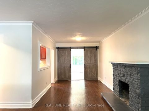 Photo 8 at 462 Willis Drive, WO West, Oakville