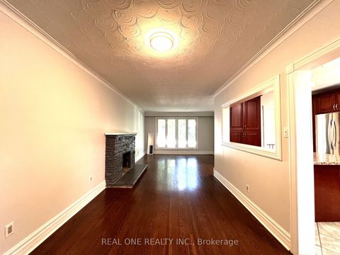 Photo 9 at 462 Willis Drive, WO West, Oakville