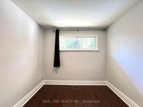 Photo 19 at 462 Willis Drive, WO West, Oakville