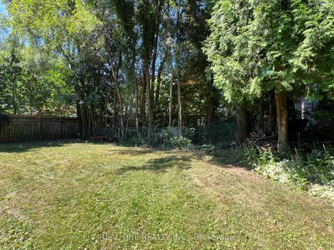 Photo 38 at 462 Willis Drive, WO West, Oakville