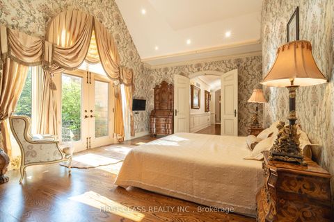 Photo 12 at 121 Flatbush Avenue, East Woodbridge, Vaughan