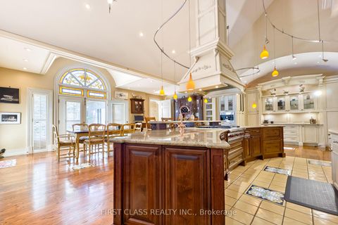 Photo 16 at 121 Flatbush Avenue, East Woodbridge, Vaughan