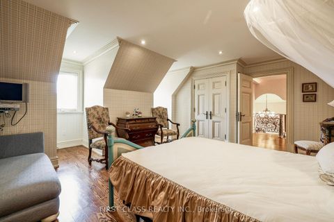 Photo 29 at 121 Flatbush Avenue, East Woodbridge, Vaughan