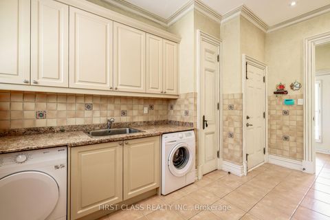 Photo 30 at 121 Flatbush Avenue, East Woodbridge, Vaughan