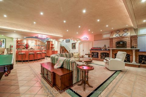 Photo 37 at 121 Flatbush Avenue, East Woodbridge, Vaughan