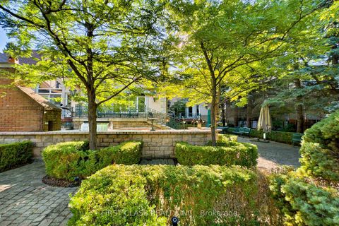 Photo 46 at 121 Flatbush Avenue, East Woodbridge, Vaughan