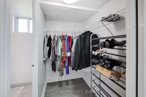 Photo 22 at 1109 - 4 Park Vista, Parkview, Toronto