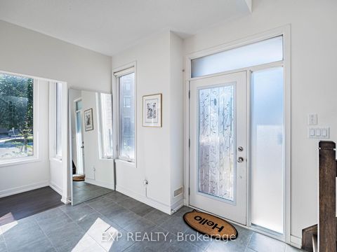 Photo 9 at 3128 Mintwood Circle, GO Glenorchy, Oakville