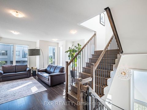 Photo 13 at 3128 Mintwood Circle, GO Glenorchy, Oakville