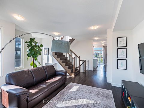 Photo 16 at 3128 Mintwood Circle, GO Glenorchy, Oakville