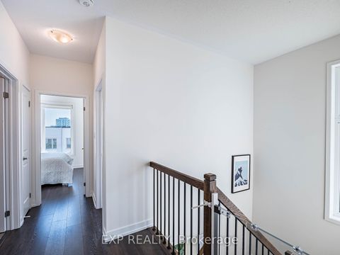 Photo 30 at 3128 Mintwood Circle, GO Glenorchy, Oakville
