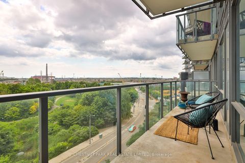 Photo 11 at N 711 - 120 Bayview Avenue, Waterfront Communities C8, Toronto