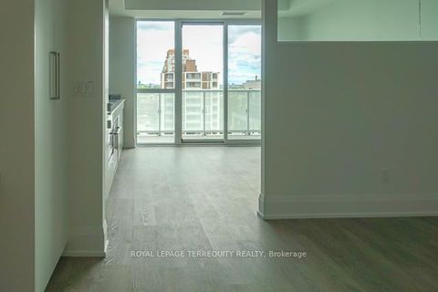 Photo 6 at 806 - 101 Erskine Avenue, Mount Pleasant West, Toronto