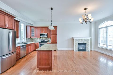 Photo 7 at 16 GRAY Lane, South Shore, Barrie